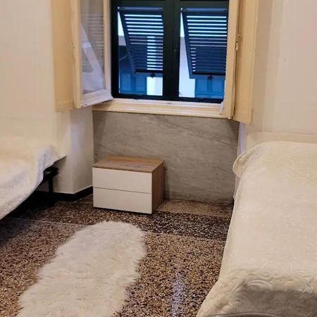 Bed and Breakfast The Friend'S Hause Genua Exterior foto